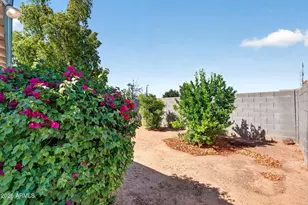 2002 W Summit Pl, Chandler, AZ 85224 - Photo 36