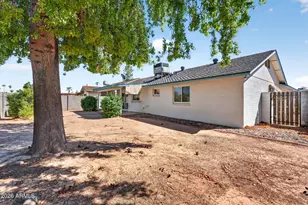 2002 W Summit Pl, Chandler, AZ 85224 - Photo 32