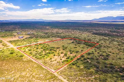 740 W Gambels Trail #2, Huachuca City, AZ 85616 - Photo 16
