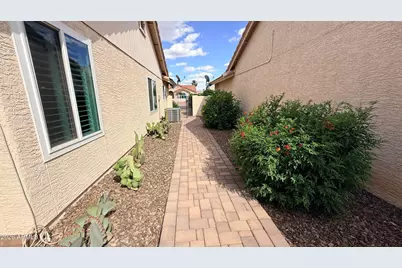 26226 S Flame Tree Drive, Sun Lakes, AZ 85248 - Photo 24