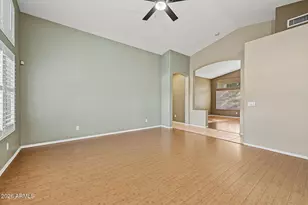 2742 S Camellia Ct, Chandler, AZ 85286 - Photo 8