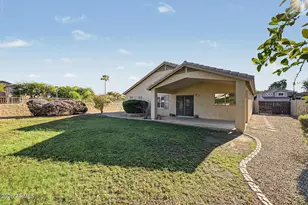 2742 S Camellia Ct, Chandler, AZ 85286 - Photo 4