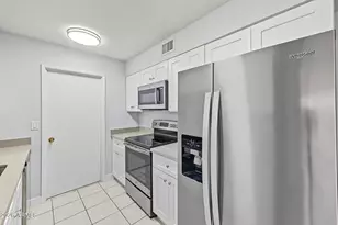 10506 W Highwood Ln, Sun City, AZ 85373 - Photo 18