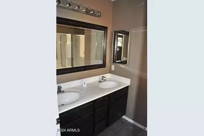 15664 W Saguaro Lane, Surprise, AZ 85374 - Photo 2