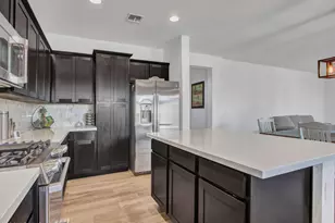 14226 W Cottontail Ln, Surprise, AZ 85387 - Photo 16