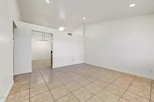 727 S Hartford St, Chandler, AZ 85225 - Photo 4