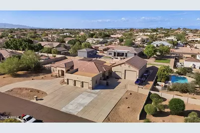 12916 W Denton Avenue, Litchfield Park, AZ 85340 - Photo 6