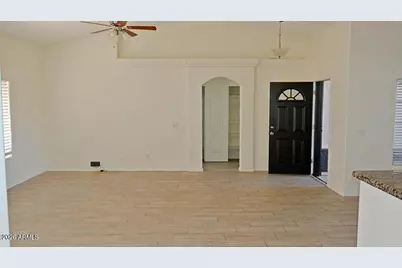 8621 W Altos Drive, Arizona City, AZ 85123 - Photo 6