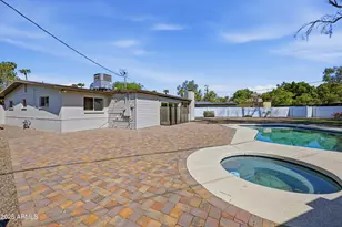 1325 E Avalon Dr, Phoenix, AZ 85014 - Photo 28