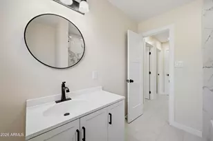 1325 E Avalon Dr, Phoenix, AZ 85014 - Photo 22