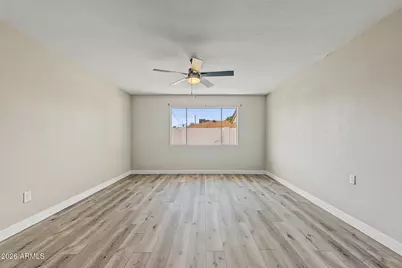 4750 N 39th Drive, Phoenix, AZ 85019 - Photo 22