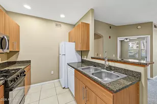 6900 E Princess Dr, Phoenix, AZ 85054 - Photo 8