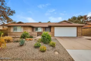 1209 W Palo Verde Dr, Chandler, AZ 85224 - Photo 1