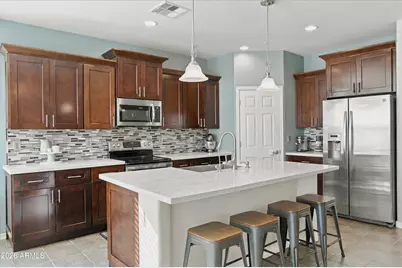 13675 W Tyler Trail, Peoria, AZ 85383 - Photo 8