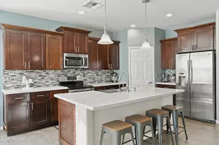 13675 W Tyler Trail, Peoria, AZ 85383 - Photo 8