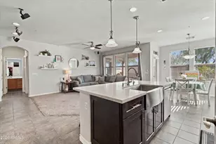 13675 W Tyler Trail, Peoria, AZ 85383 - Photo 12
