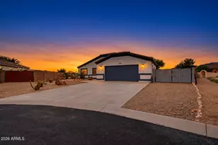 26320 S Nora Ln, Congress, AZ 85332 - Photo 16