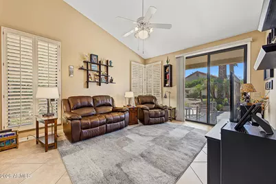10829 E Silvertree Drive, Sun Lakes, AZ 85248 - Photo 8
