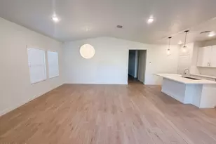3052 W Bent Tree Dr, Phoenix, AZ 85083 - Photo 8