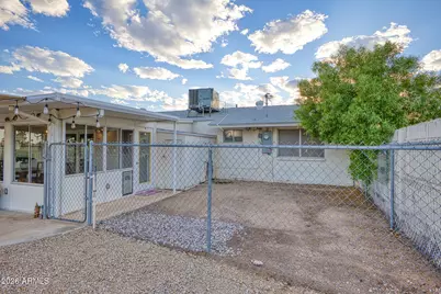 11801 N Hacienda Drive, Sun City, AZ 85351 - Photo 32