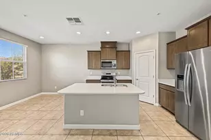 1255 N Arizona Ave, Chandler, AZ 85225 - Photo 4