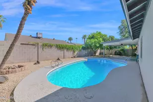2702 E Corrine Dr, Phoenix, AZ 85032 - Photo 32