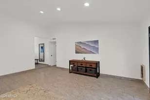 2702 E Corrine Dr, Phoenix, AZ 85032 - Photo 14
