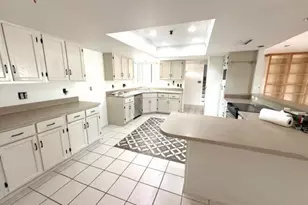 1840 S Las Palmas Cir, Mesa, AZ 85202 - Photo 10