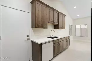1645 E Villa Maria Dr, Phoenix, AZ 85022 - Photo 22