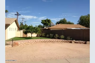 2825 N 82nd Street, Scottsdale, AZ 85257 - Photo 18