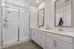 8918 W Rancho Dr, Glendale, AZ 85305 - Photo 14