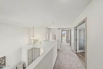 3910 E Kimberly Way, Phoenix, AZ 85050 - Photo 14