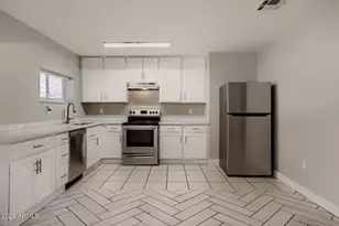 4840 W Mulberry Dr, Phoenix, AZ 85031 - Photo 8