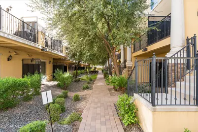421 W 6th Street #1013, Tempe, AZ 85281 - Photo 34