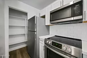 3065 N 67th Ave, Phoenix, AZ 85033 - Photo 12