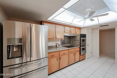 10429 W Prairie Hills Circle, Sun City, AZ 85351 - Photo 6