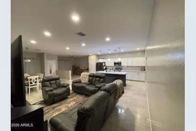 21717 W Laura Street, Wittmann, AZ 85361 - Photo 4