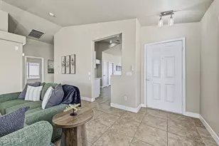 8126 W Watkins St, Phoenix, AZ 85043 - Photo 4
