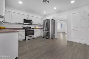 2543 E Impala Ave, Mesa, AZ 85204 - Photo 8