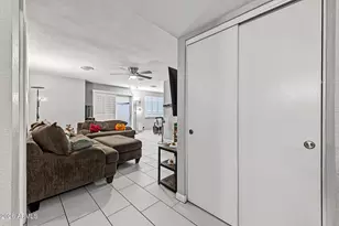 8627 N Shadow Ln, Peoria, AZ 85345 - Photo 4