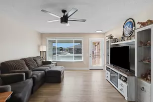 13019 N 98th Ave, Sun City, AZ 85351 - Photo 6