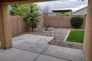 2079 E Saddlebrook Ct, Gilbert, AZ 85298 - Photo 12
