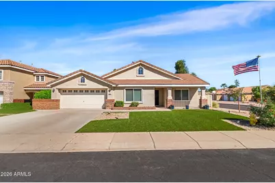 902 W Juanita Avenue, Gilbert, AZ 85233 - Photo 2
