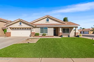 902 W Juanita Ave, Gilbert, AZ 85233 - Photo 1