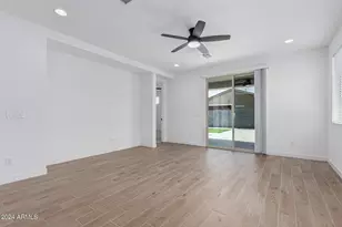 17287 W Valentine St, Surprise, AZ 85388 - Photo 10