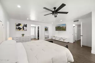 5009 E Wethersfield Rd, Scottsdale, AZ 85254 - Photo 12