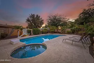 11842 N 82nd Dr, Peoria, AZ 85345 - Photo 8