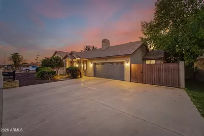 11842 N 82nd Drive, Peoria, AZ 85345 - Photo 2