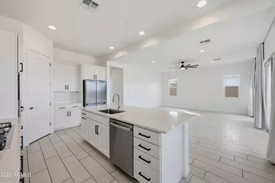 2356 S 182nd Drive, Goodyear, AZ 85338 - Photo 8