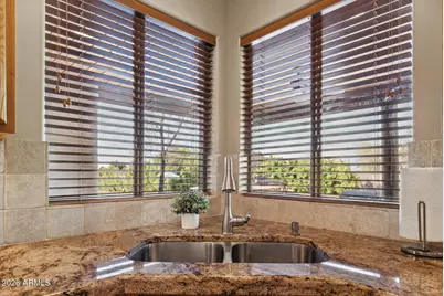 7131 E Indigo Street, Mesa, AZ 85207 - Photo 8
